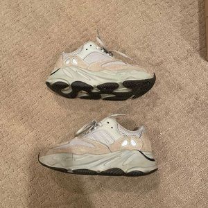 Yeezy Boost 700 'Salt'